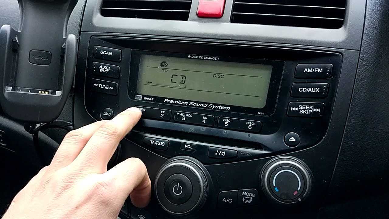 Как настроить время на аккорде 7 часы