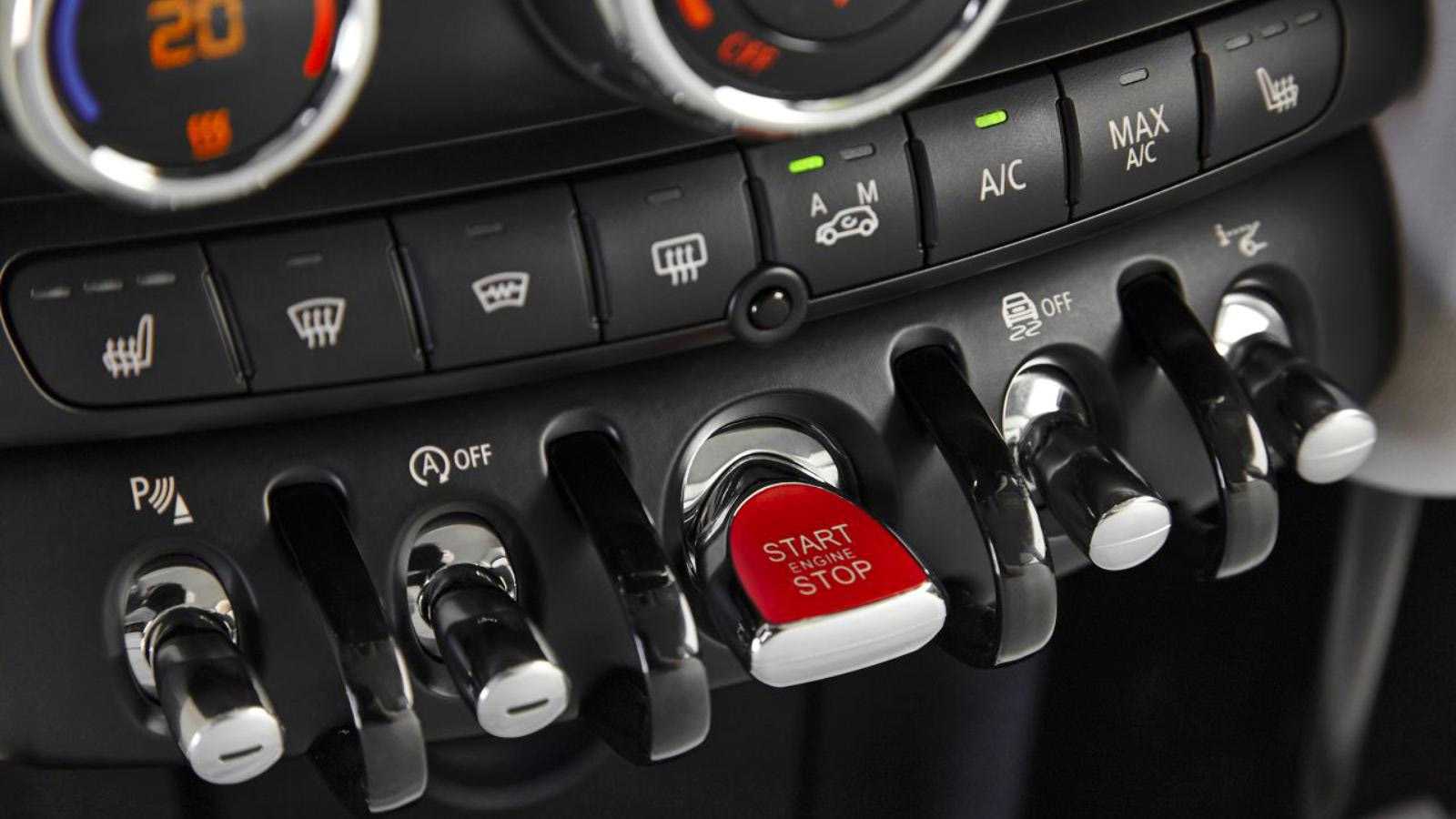 Что означает каждая кнопка в машине