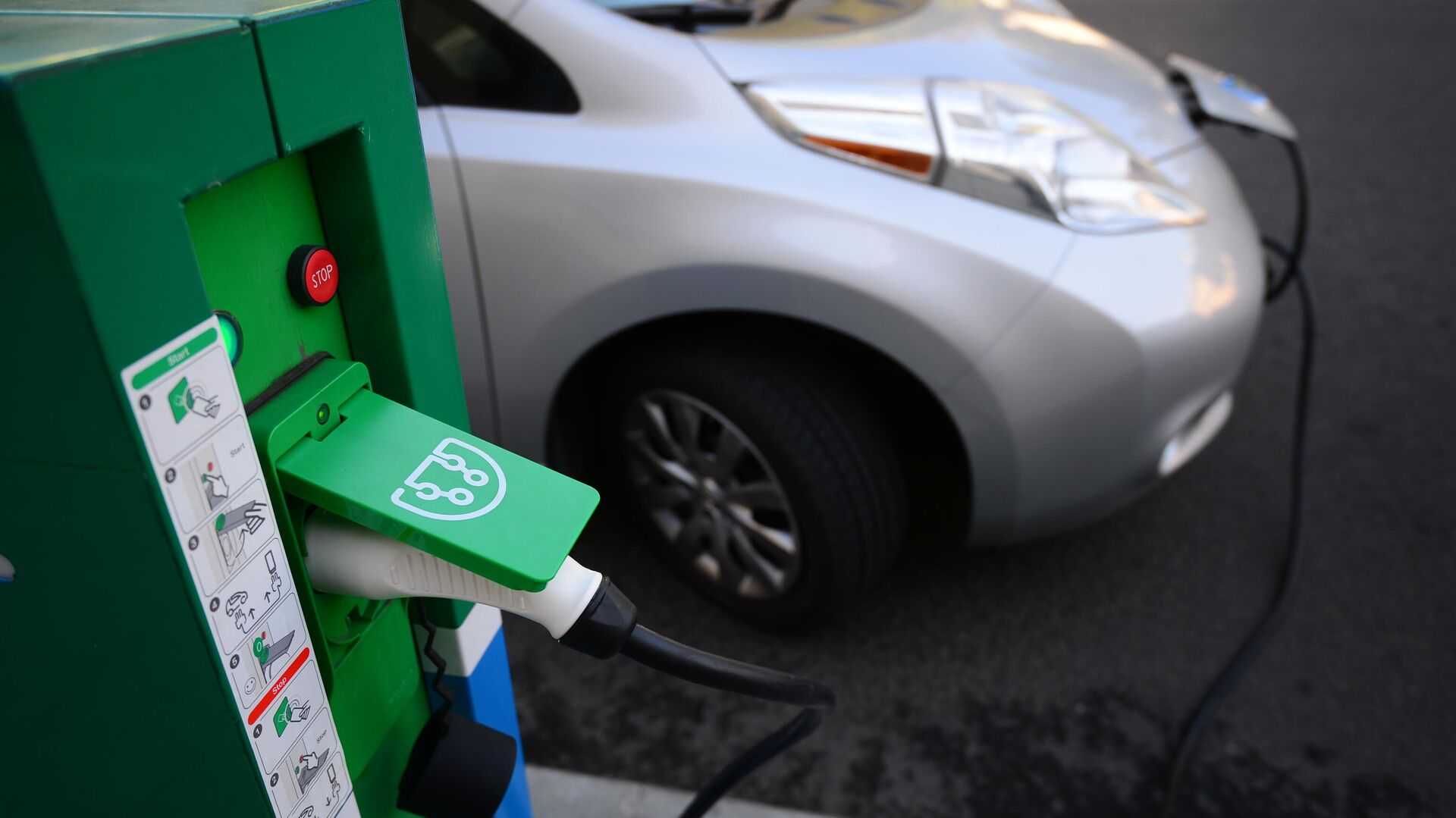 Топливо и особенности заправки автомобиля в европе