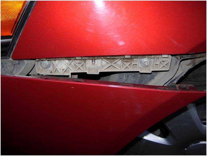 Передний бампер на mitsubishi lancer 9