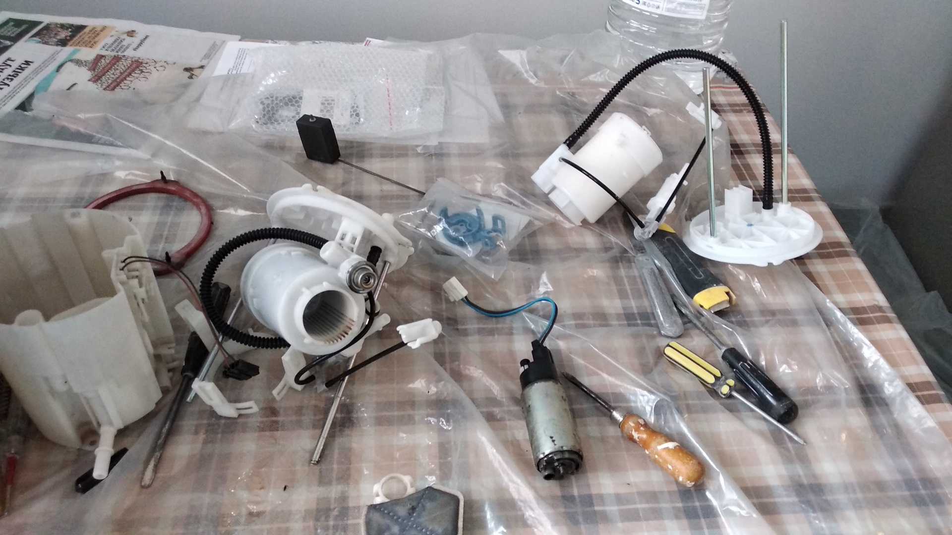 Мазда сх 5 замена топливного фильтра
