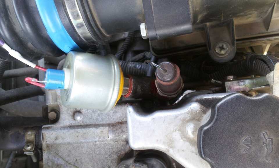 Почему горит лампочка давления масла на ваз-2112 16 клапанов — автомобильный портал