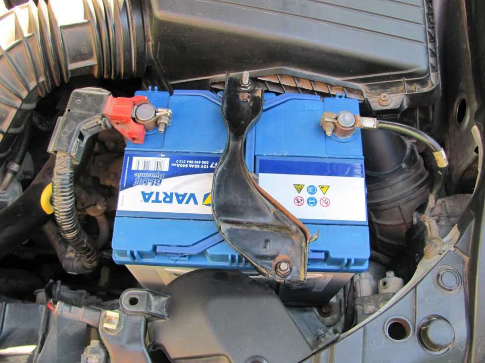 Какой аккумулятор стоит на honda accord и как его заменить